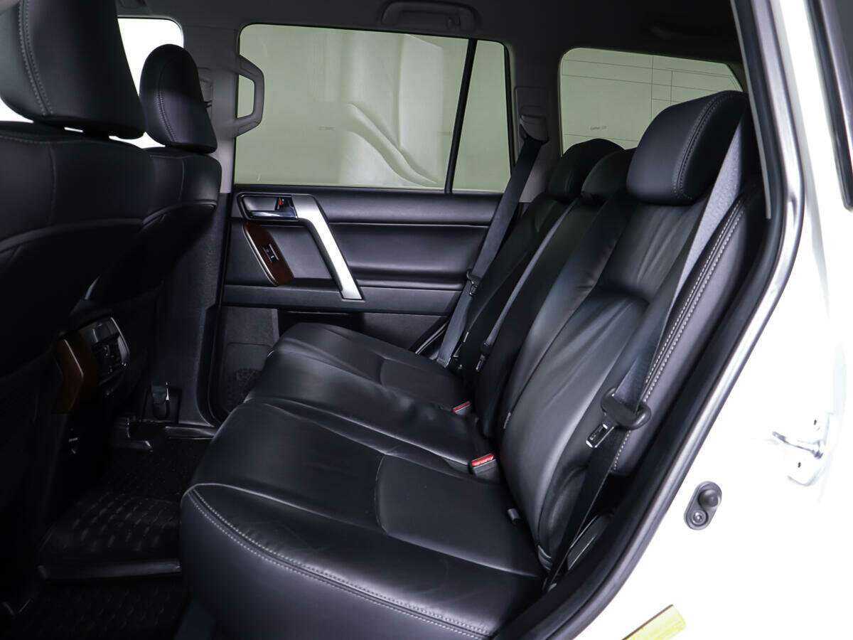 Toyota Land Cruiser Prado, 2015 Фото №10