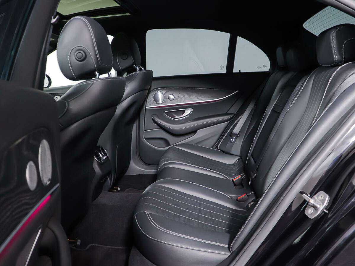 Mercedes-Benz E-Класс 300, 2016 Фото №9