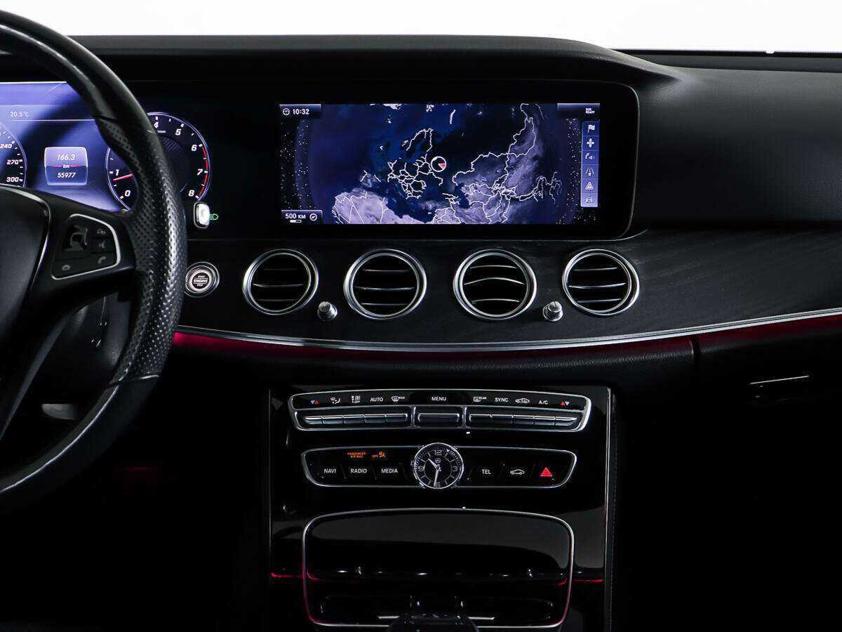 Mercedes-Benz E-Класс 300, 2016 Фото №11