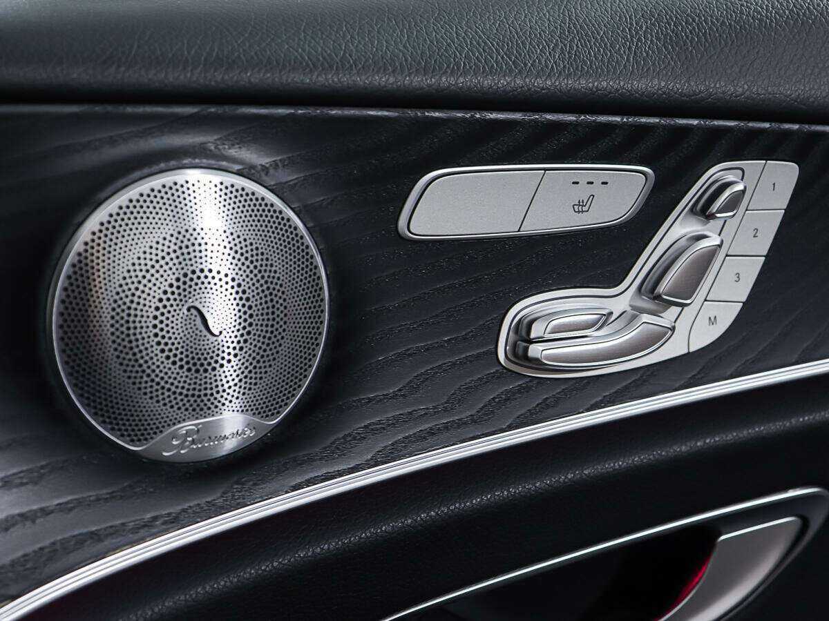 Mercedes-Benz E-Класс 300, 2016 Фото №15