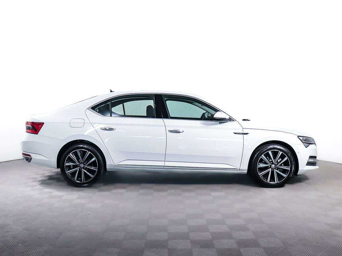 Skoda Superb, 2023 - 365 км. | Фото №3