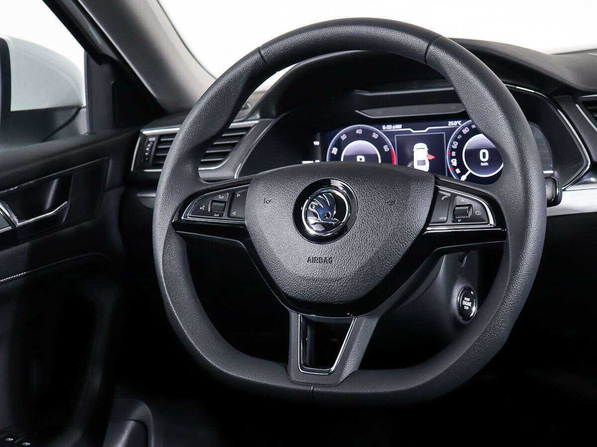 Skoda Superb, 2023 Фото №13