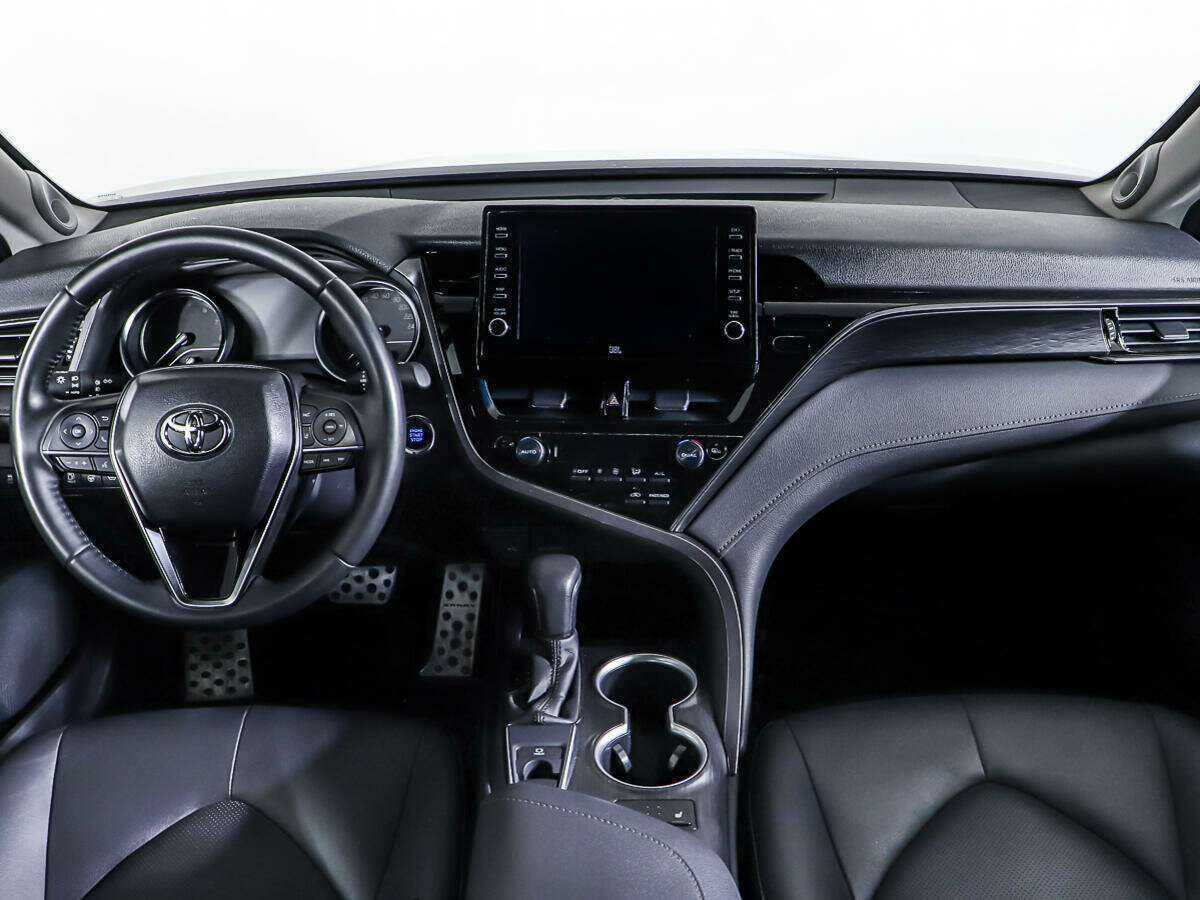 Toyota Camry, 2022 Фото №11