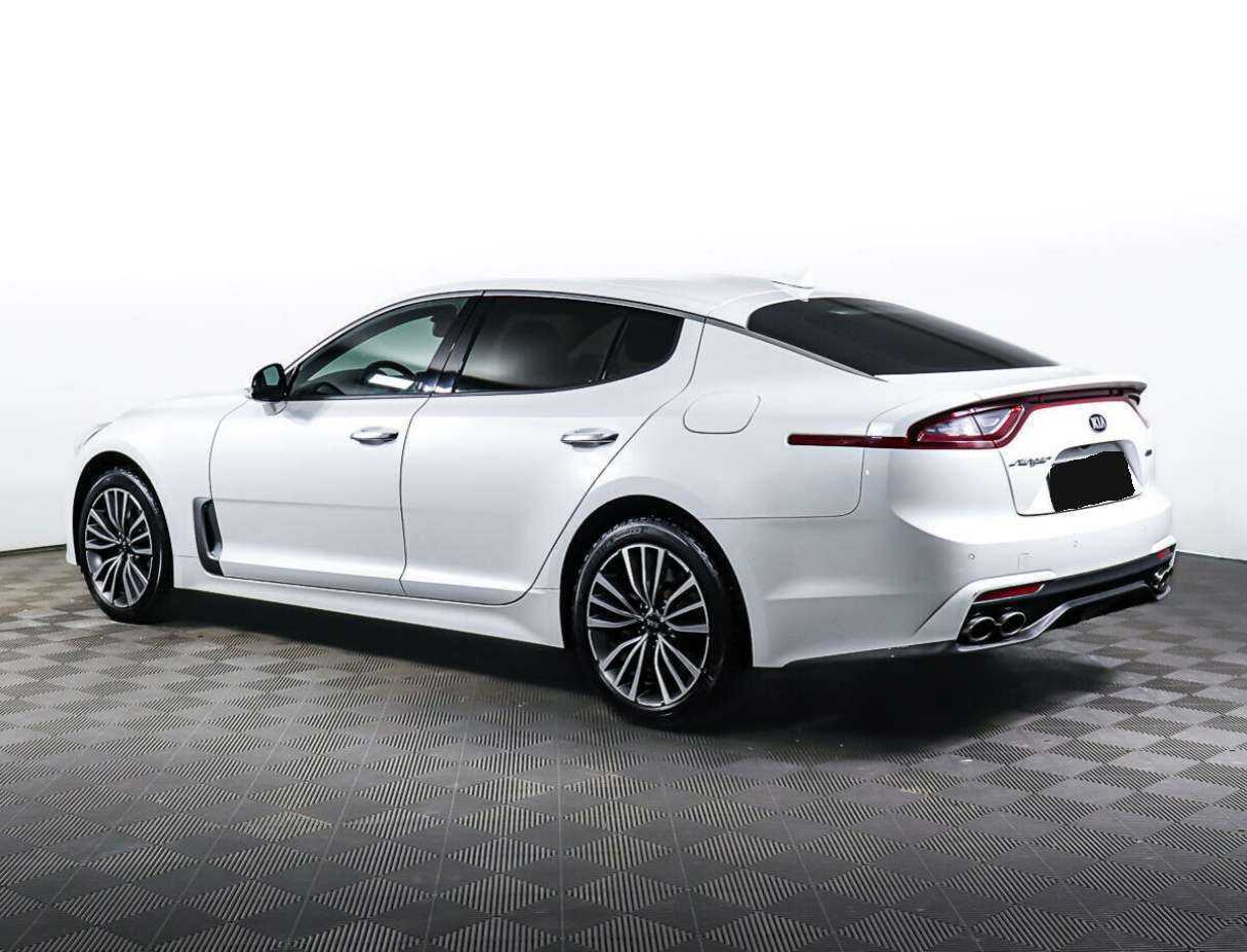 Kia Stinger, 2019 Фото №7