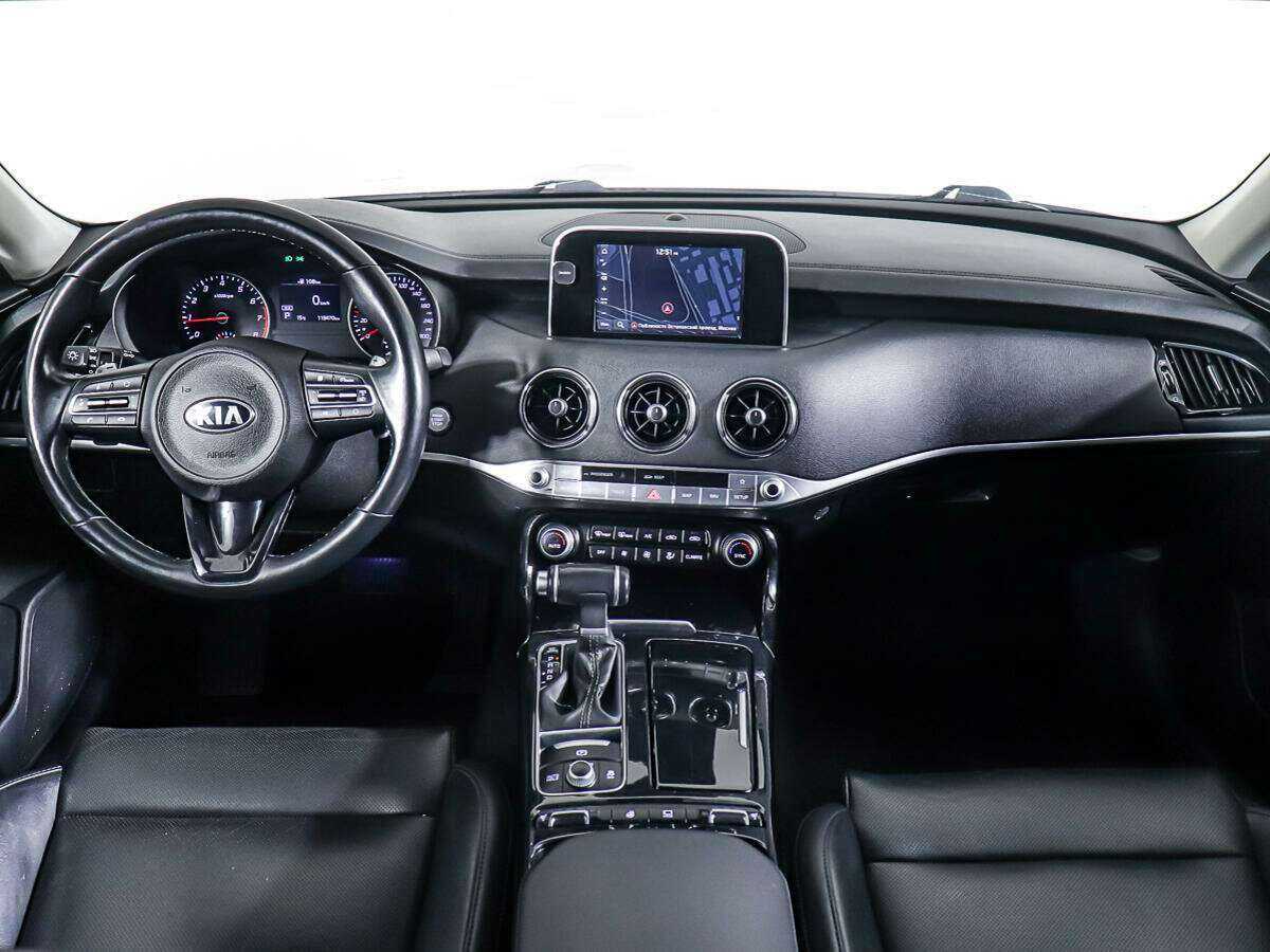 Kia Stinger, 2019 Фото №11