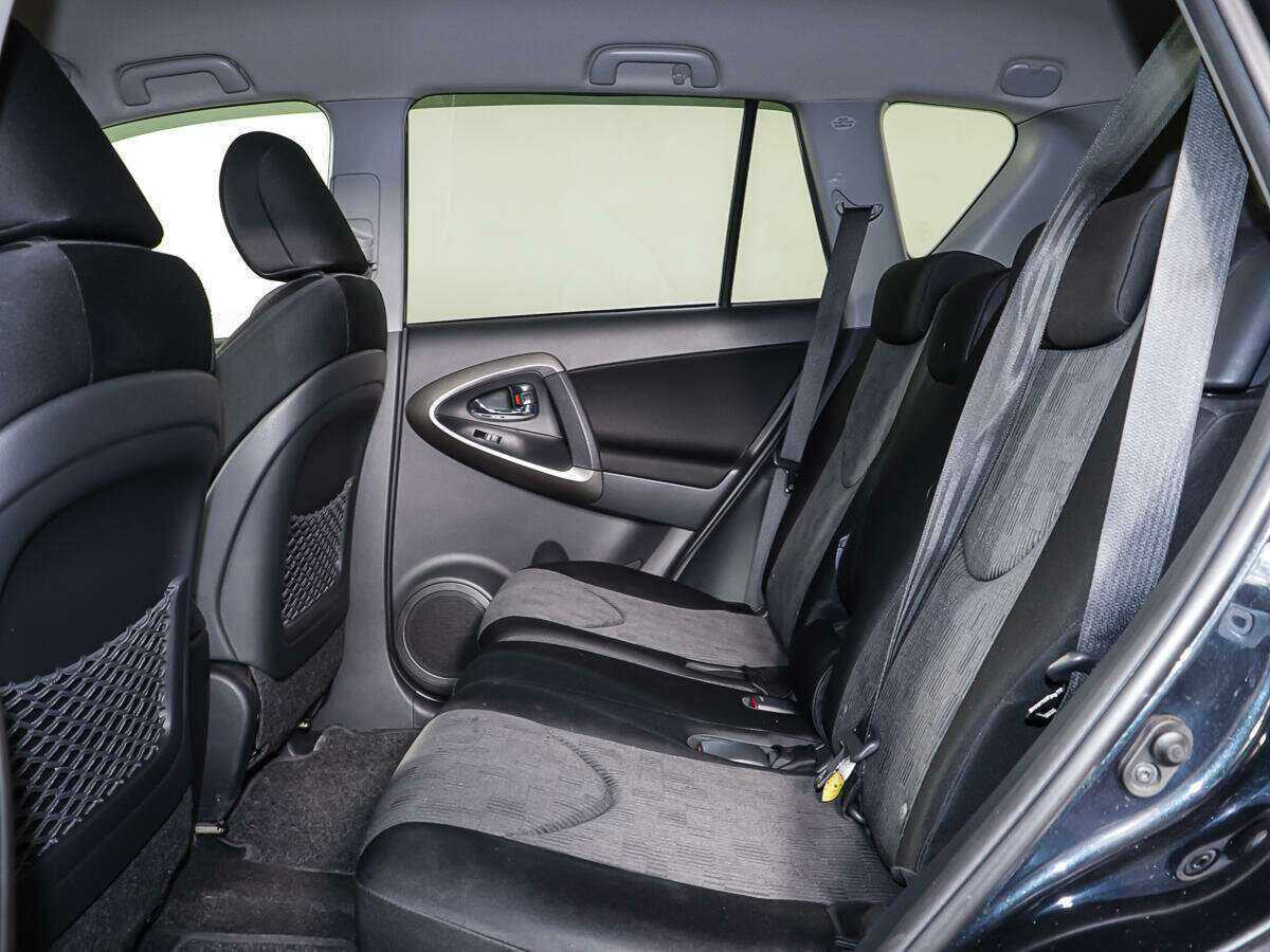 Toyota RAV4, 2011 Фото №10