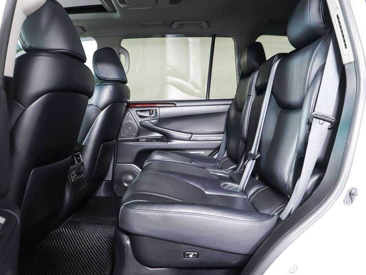 Lexus LX 570, 2011 Фото №9