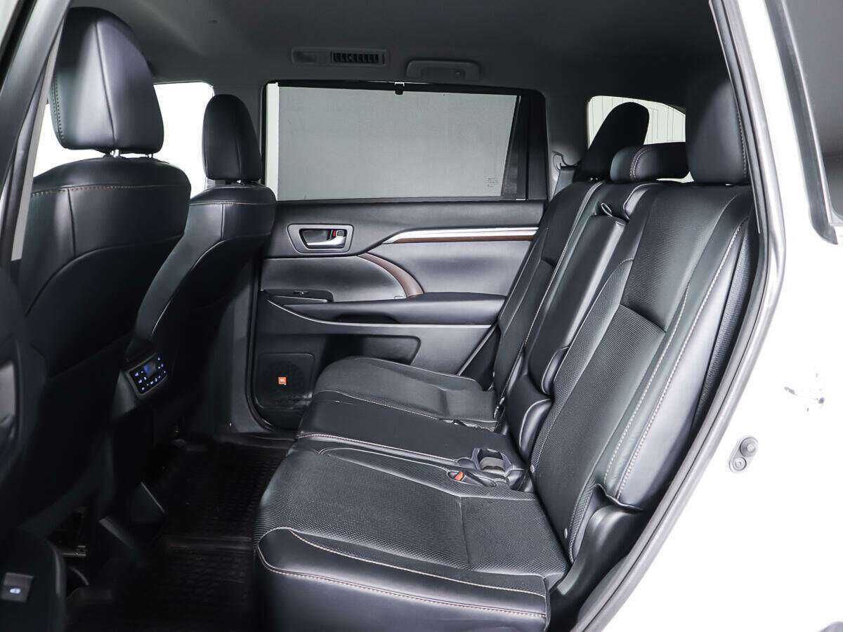 Toyota Highlander, 2015 Фото №10