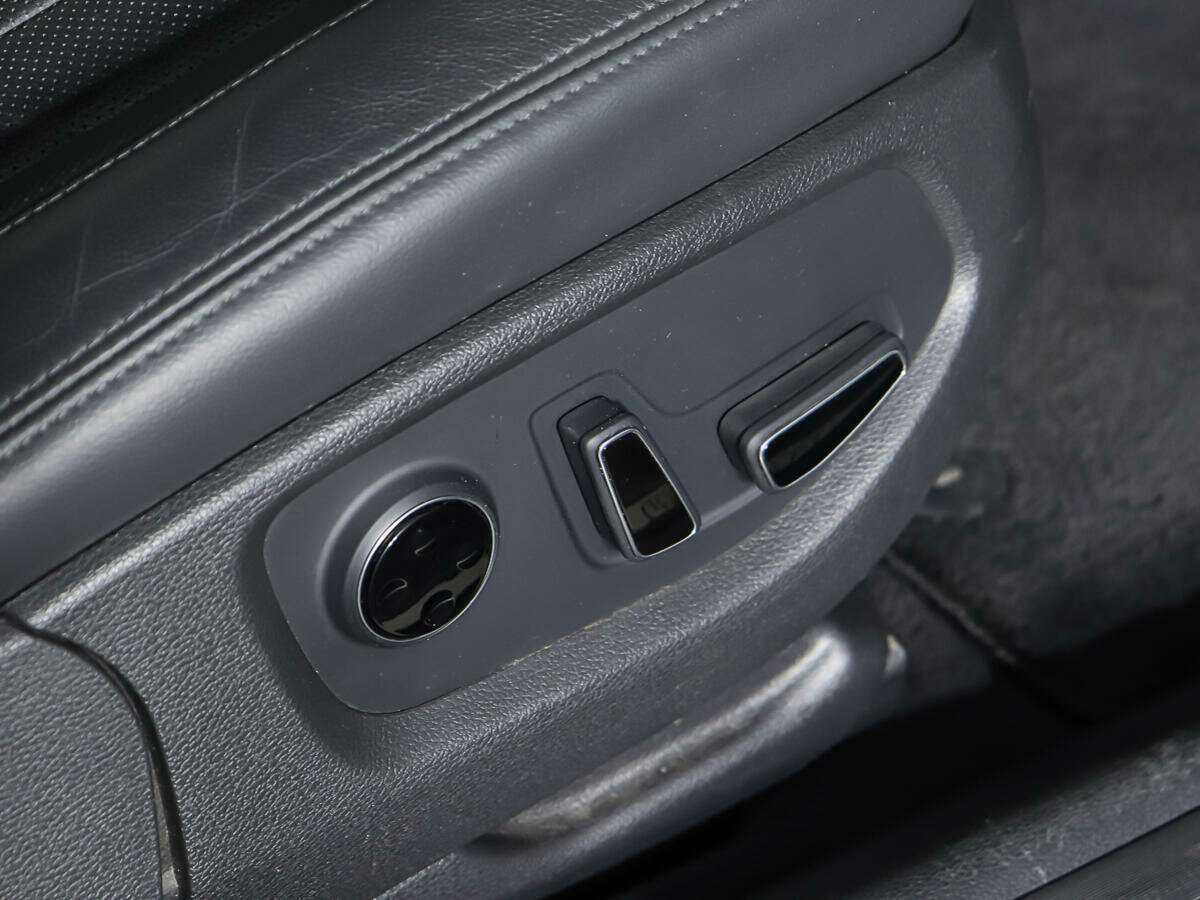 Genesis G80, 2017 Фото №28