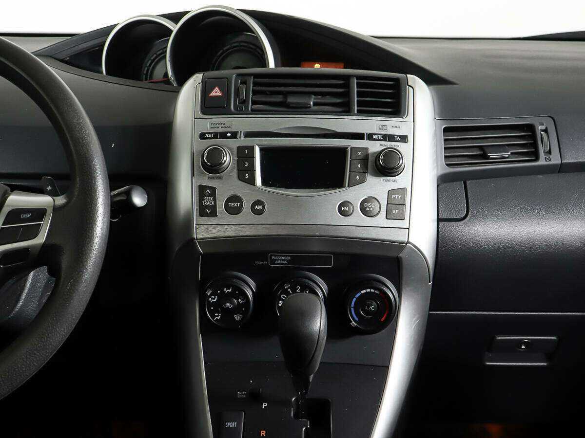 Toyota Verso, 2011 Фото №12