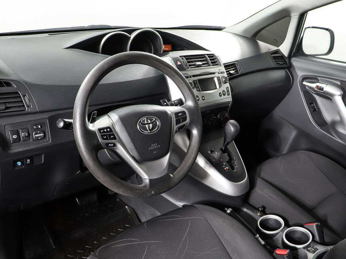 Toyota Verso, 2011 Фото №13
