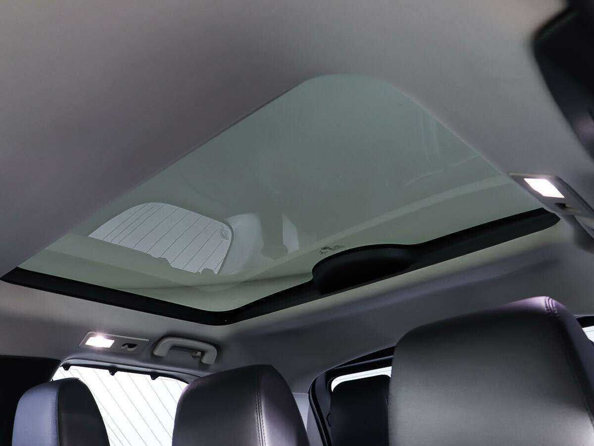 Land Rover Discovery, 2018 Фото №25