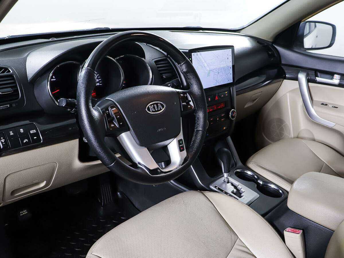 Kia Sorento, 2010 Фото №11
