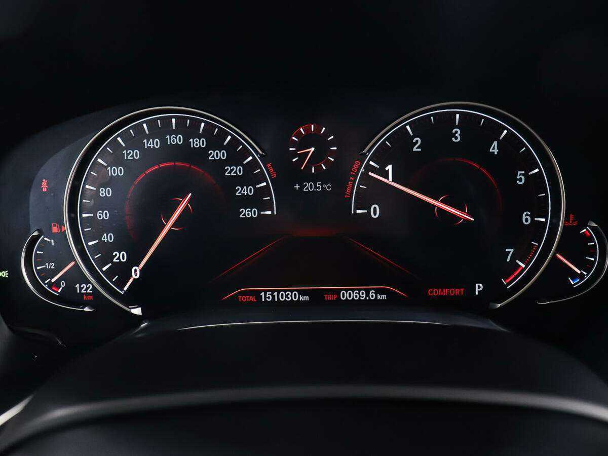 BMW 7 серии 750i xDrive, 2016 Фото №14