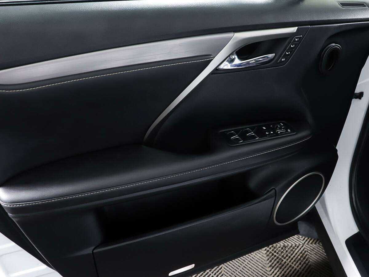 Lexus RX 200t, 2016 Фото №18