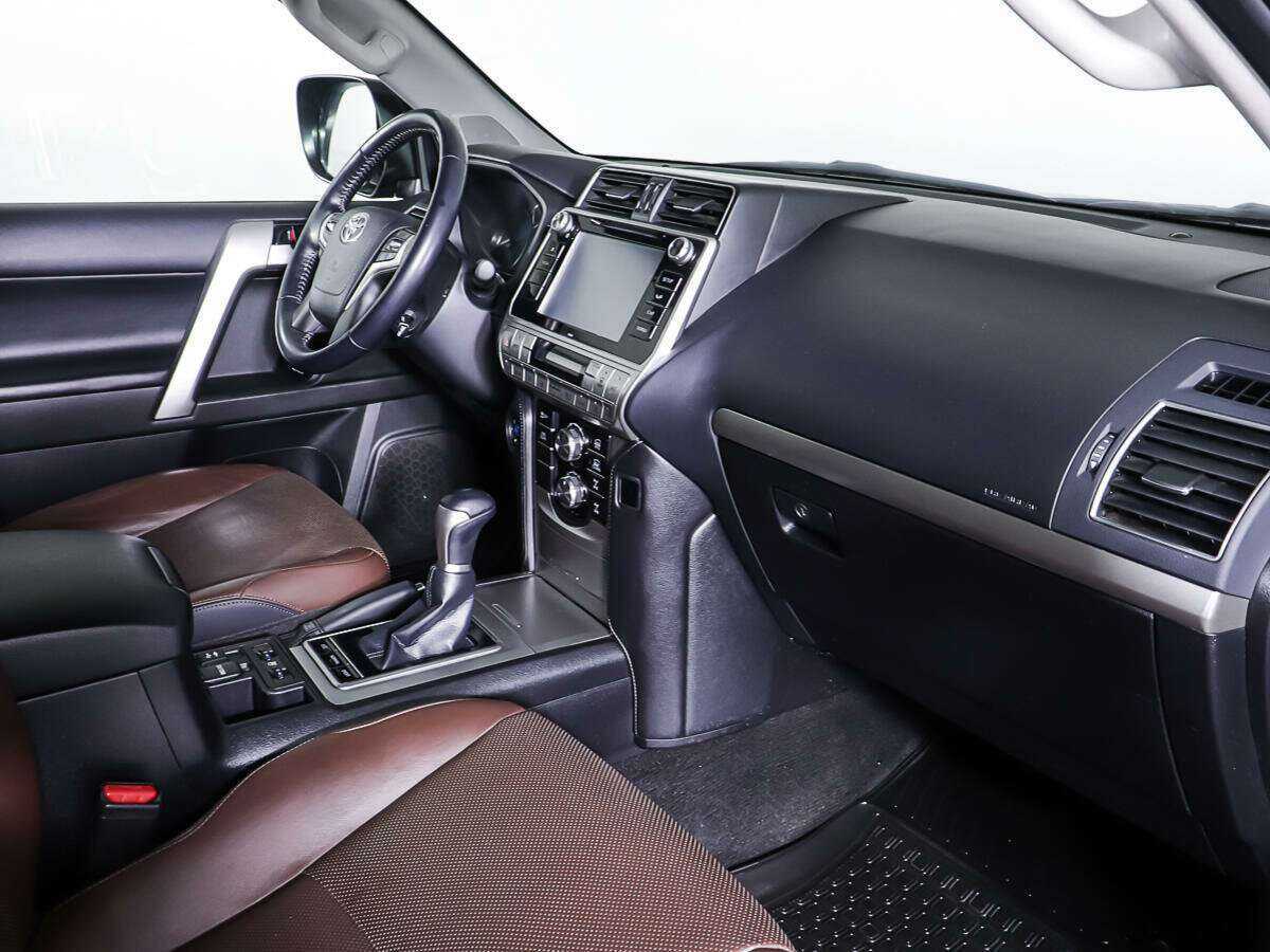 Toyota Land Cruiser Prado, 2017 Фото №9