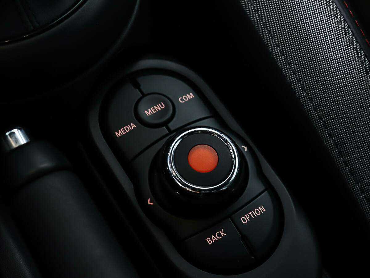 Mini Hatch John Cooper Works, 2021 Фото №17