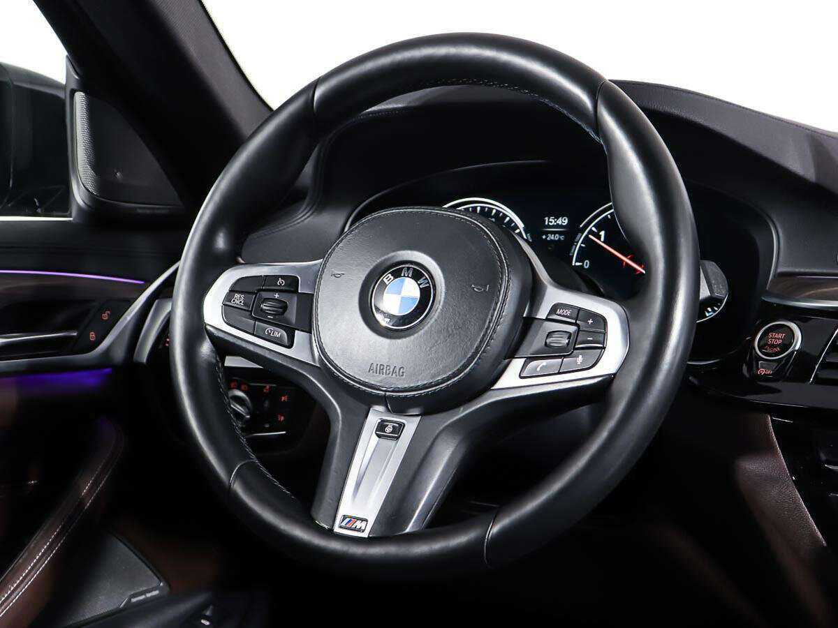 BMW 5 серии 530d xDrive, 2017 Фото №17