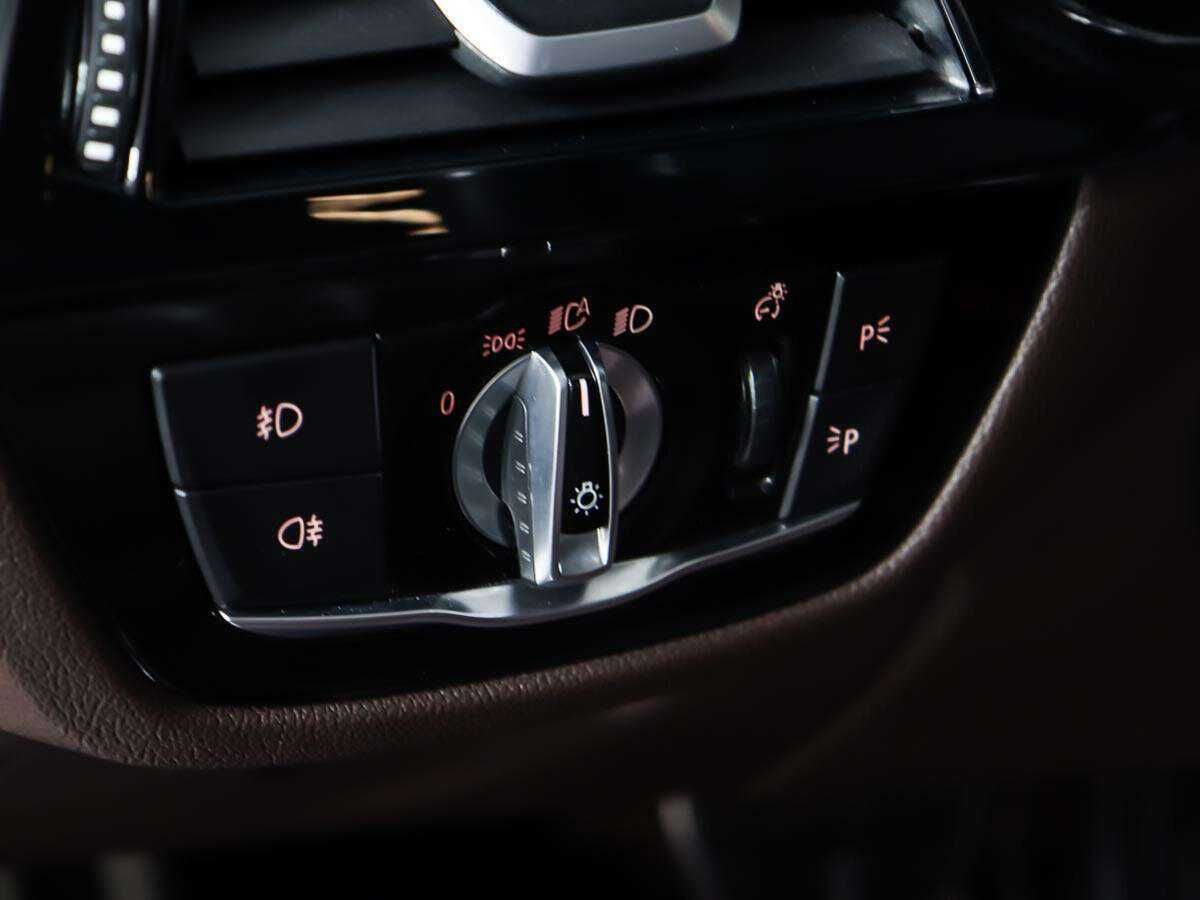 BMW 5 серии 530d xDrive, 2017 Фото №24