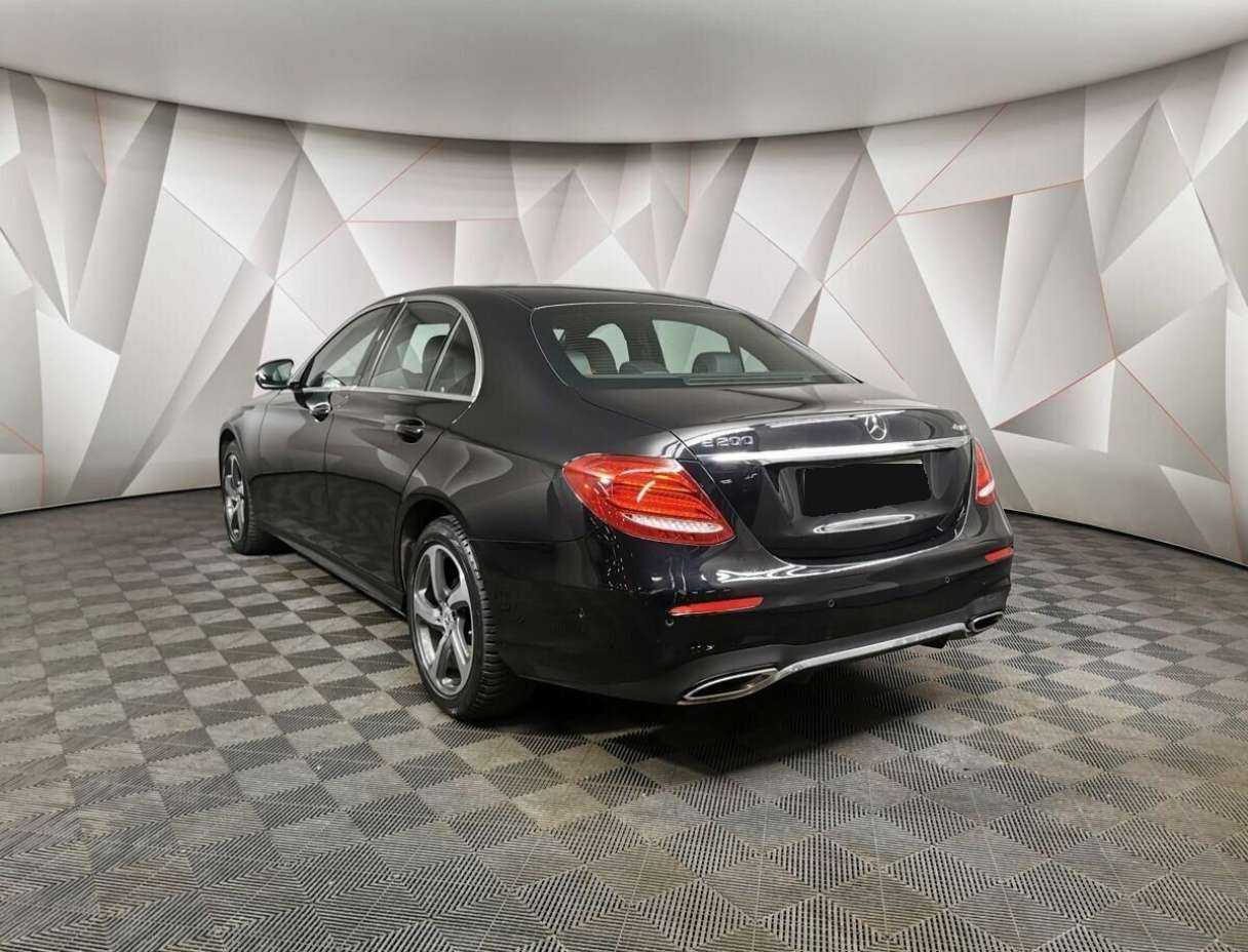 Mercedes-Benz E-Класс 200, 2019 - 23 855 км. | Фото №4