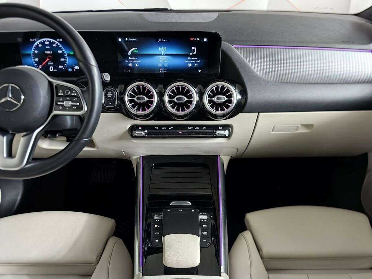 Mercedes-Benz GLA 200, 2020 Фото №10