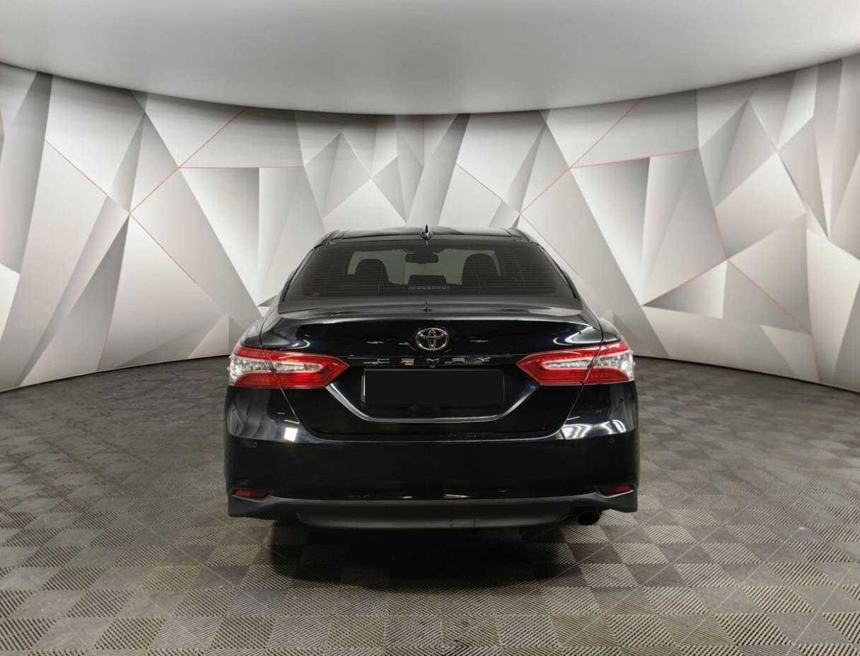 Toyota Camry, 2020 Фото №7