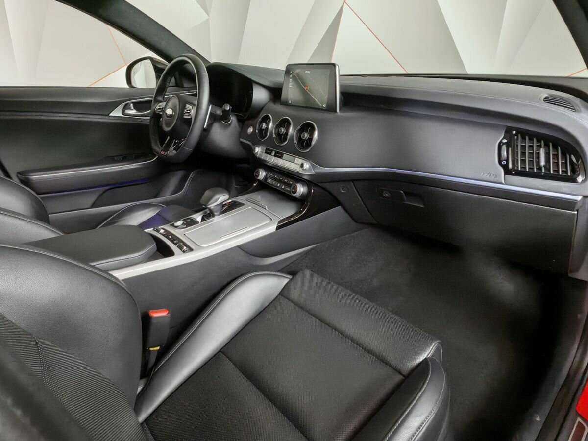 Kia Stinger, 2019 Фото №9