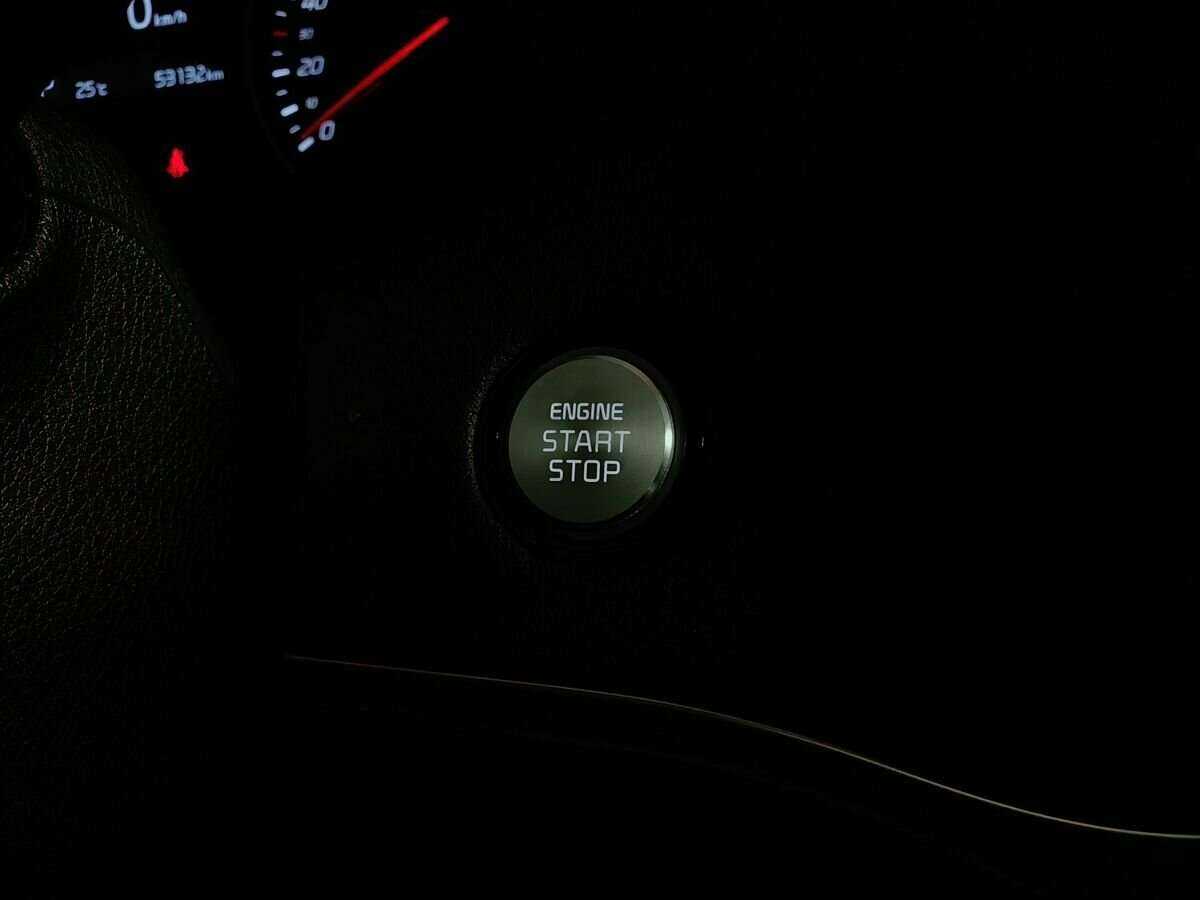 Kia Stinger, 2020 Фото №19