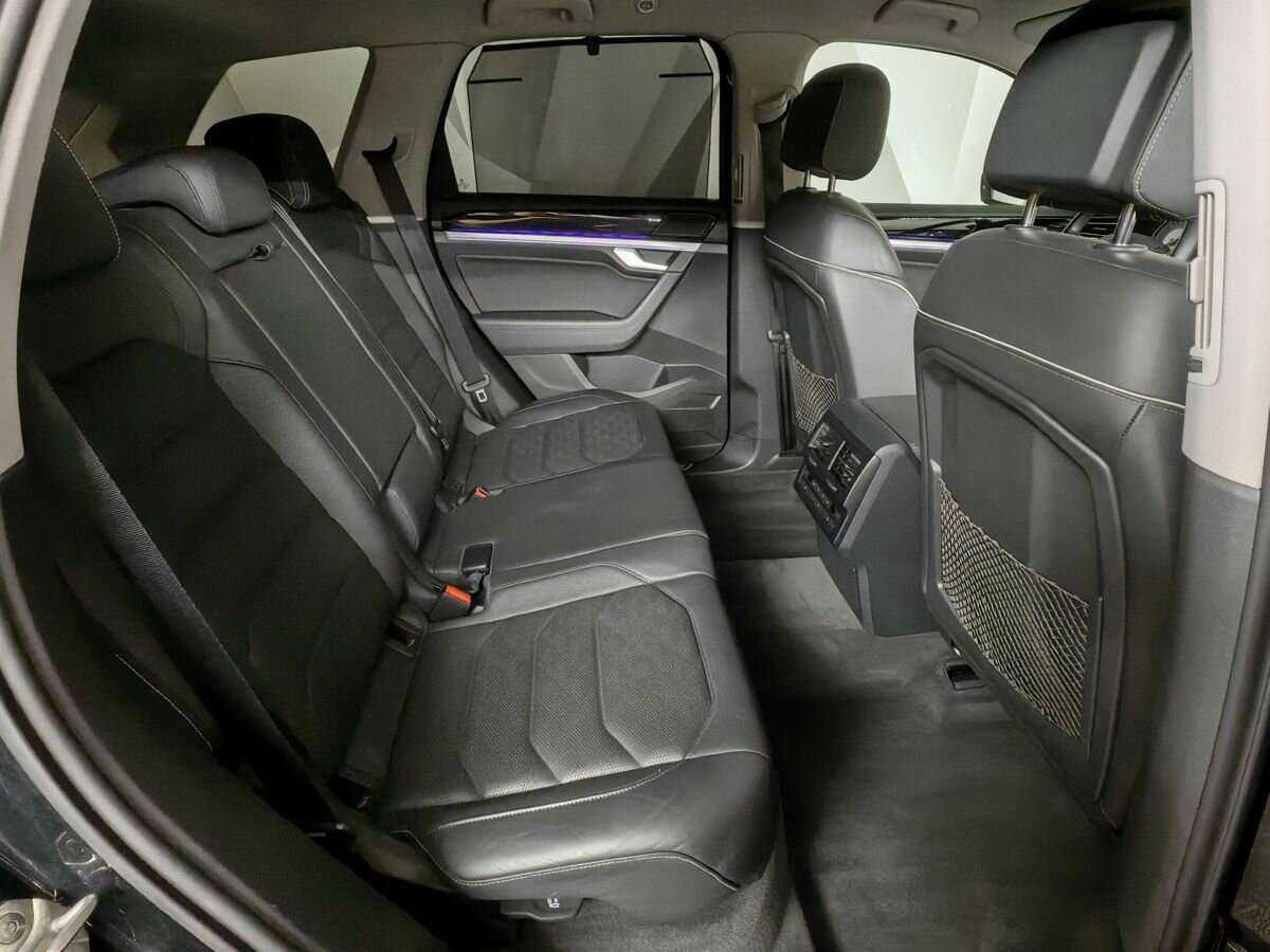 Volkswagen Touareg, 2018 Фото №12