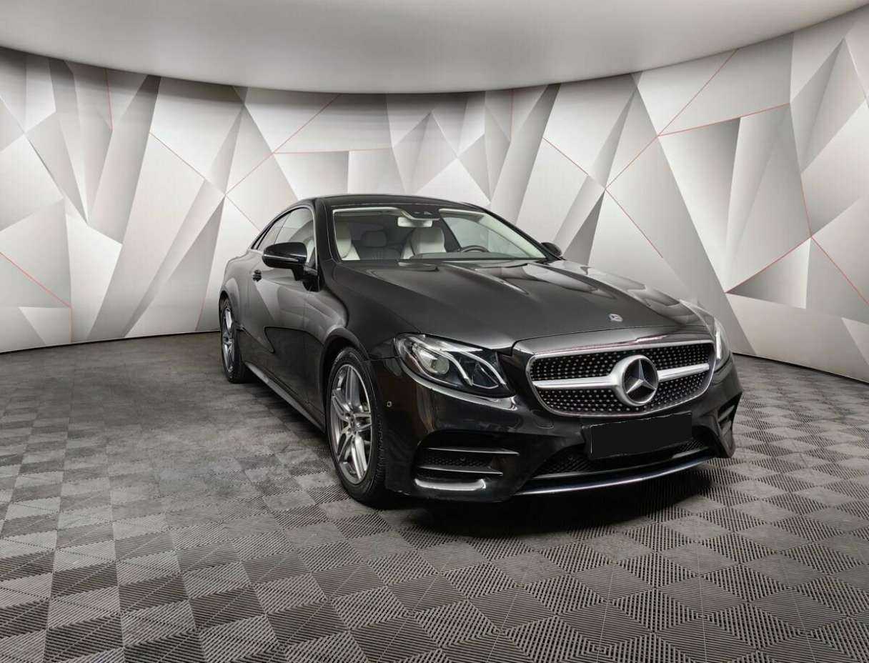 Mercedes-Benz E-Класс 200, 2018 Фото №2