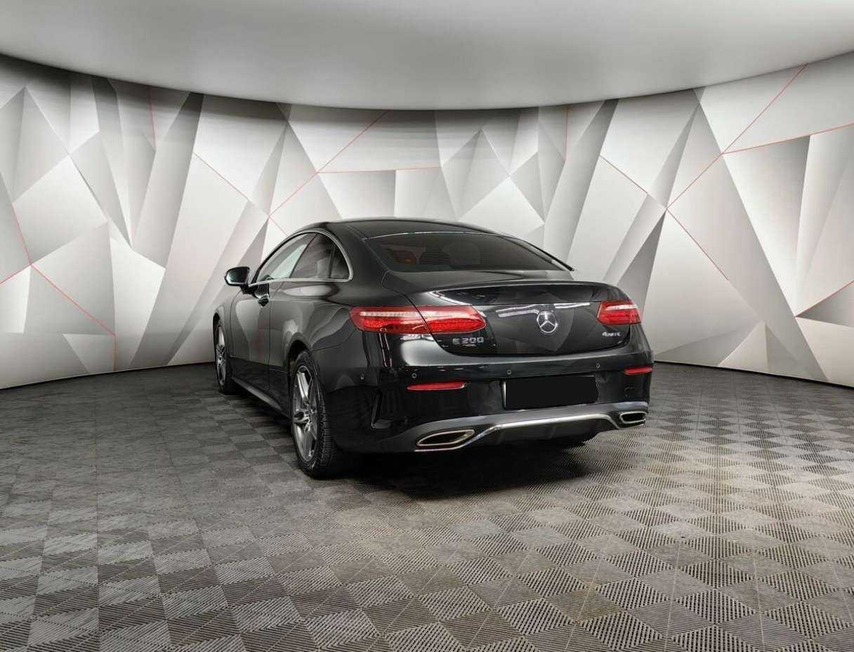 Mercedes-Benz E-Класс 200, 2018 Фото №3