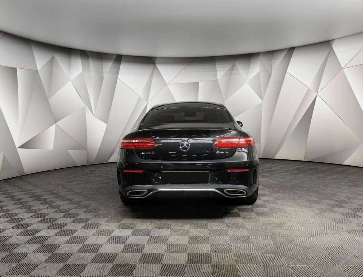 Mercedes-Benz E-Класс 200, 2018 Фото №7