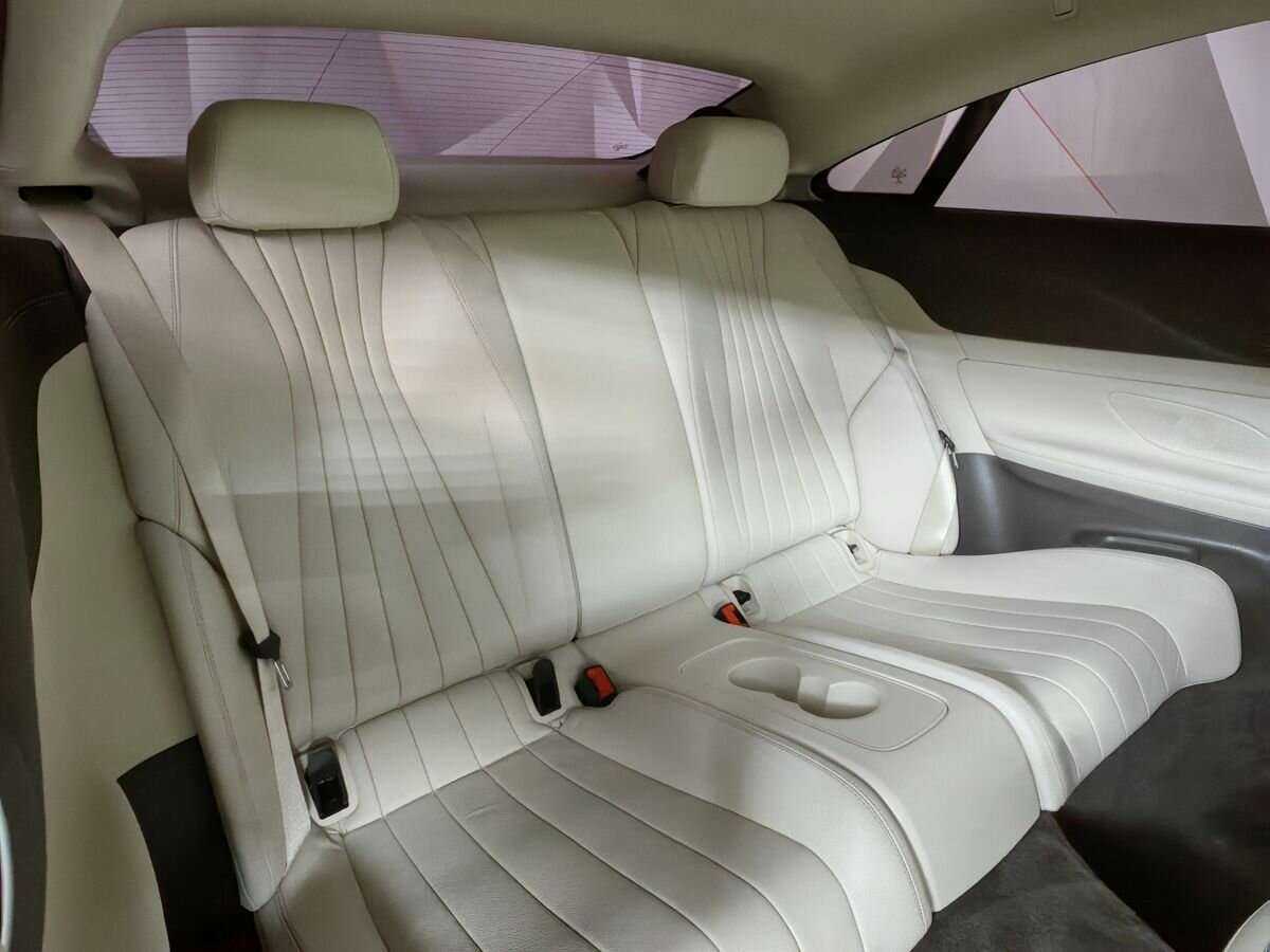 Mercedes-Benz E-Класс 200, 2018 Фото №12