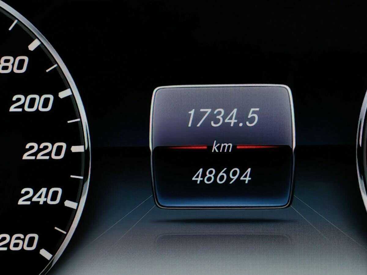 Mercedes-Benz E-Класс 200, 2018 Фото №21