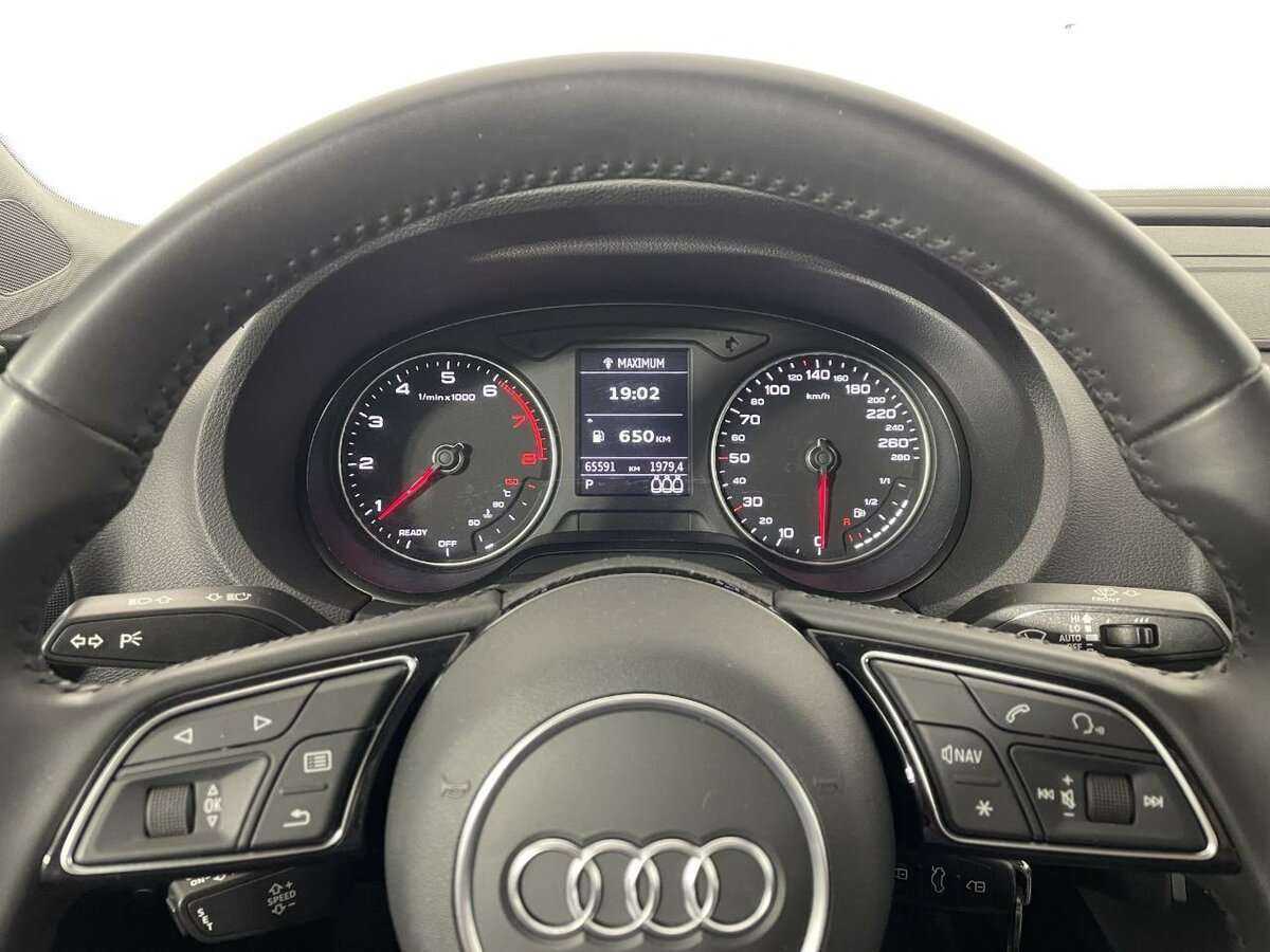 Audi A3, 2018 Фото №11