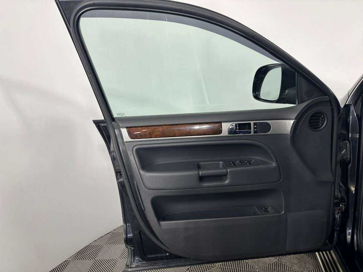 Volkswagen Touareg, 2008 - 245 252 км. | Фото №7