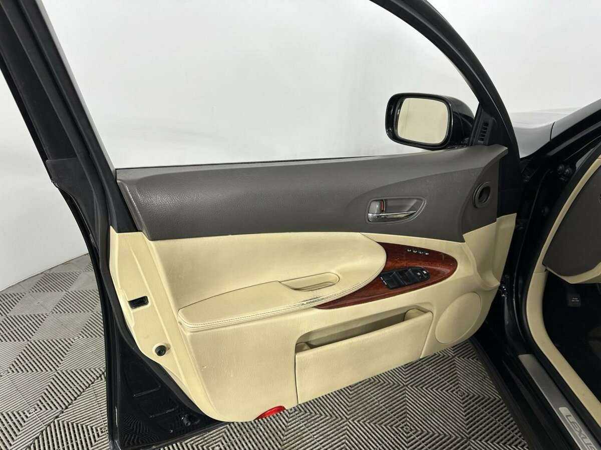Lexus GS 300, 2005 Фото №8