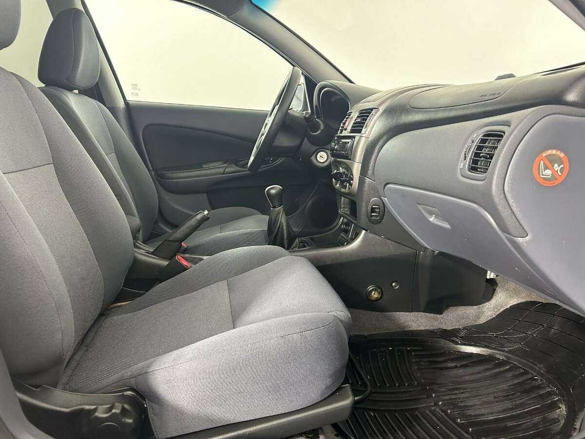 Nissan Almera, 2005 Фото №14