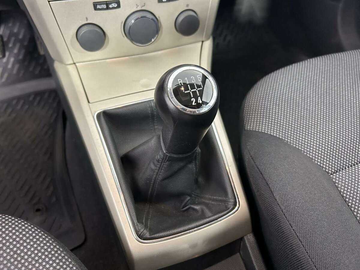 Opel Astra, 2008 Фото №12