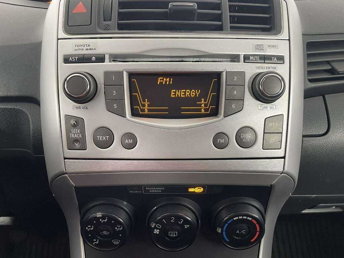 Toyota Verso, 2011 Фото №12