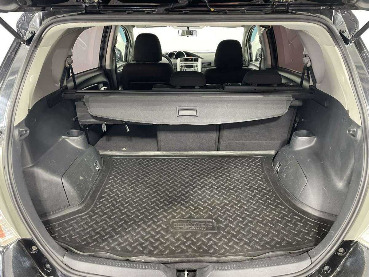 Toyota Verso, 2011 Фото №18