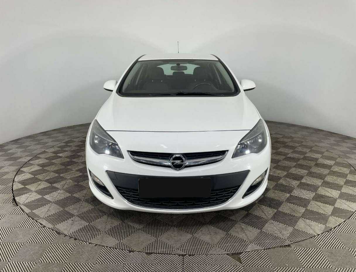Opel Astra, 2013 - 129 703 км. | Фото №2