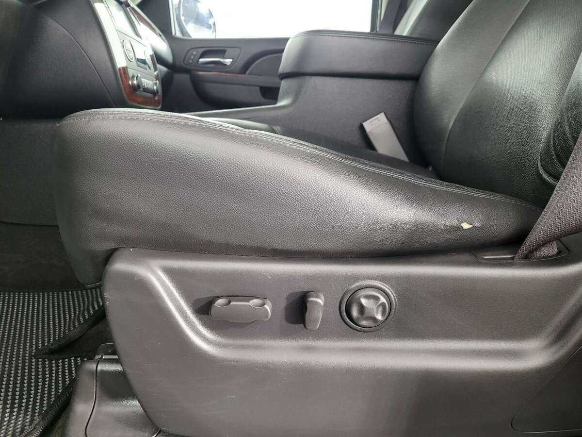 Chevrolet Tahoe 6AT, 2013 Фото №9