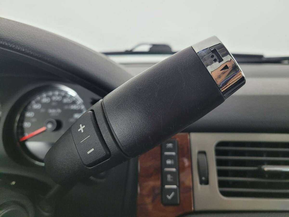 Chevrolet Tahoe 6AT, 2013 Фото №12