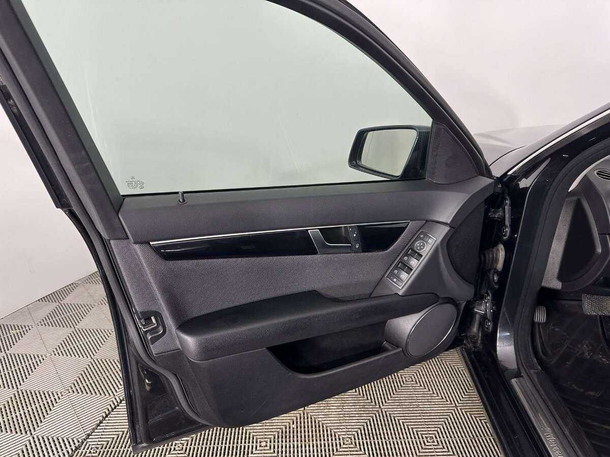 Mercedes-Benz C-Класс 180 BlueEFFICIENCY, 2011 - 135 600 км. | Фото №8