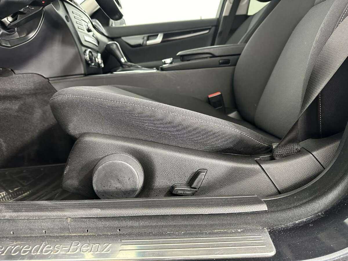 Mercedes-Benz C-Класс 180 BlueEFFICIENCY, 2011 Фото №10