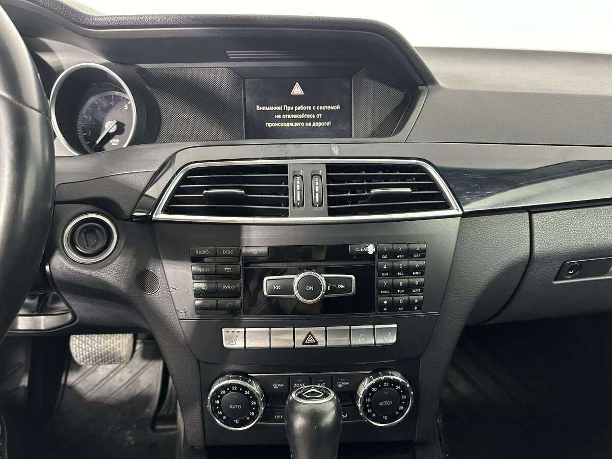 Mercedes-Benz C-Класс 180 BlueEFFICIENCY, 2011 Фото №12