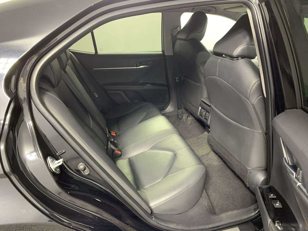 Toyota Camry, 2019 Фото №13