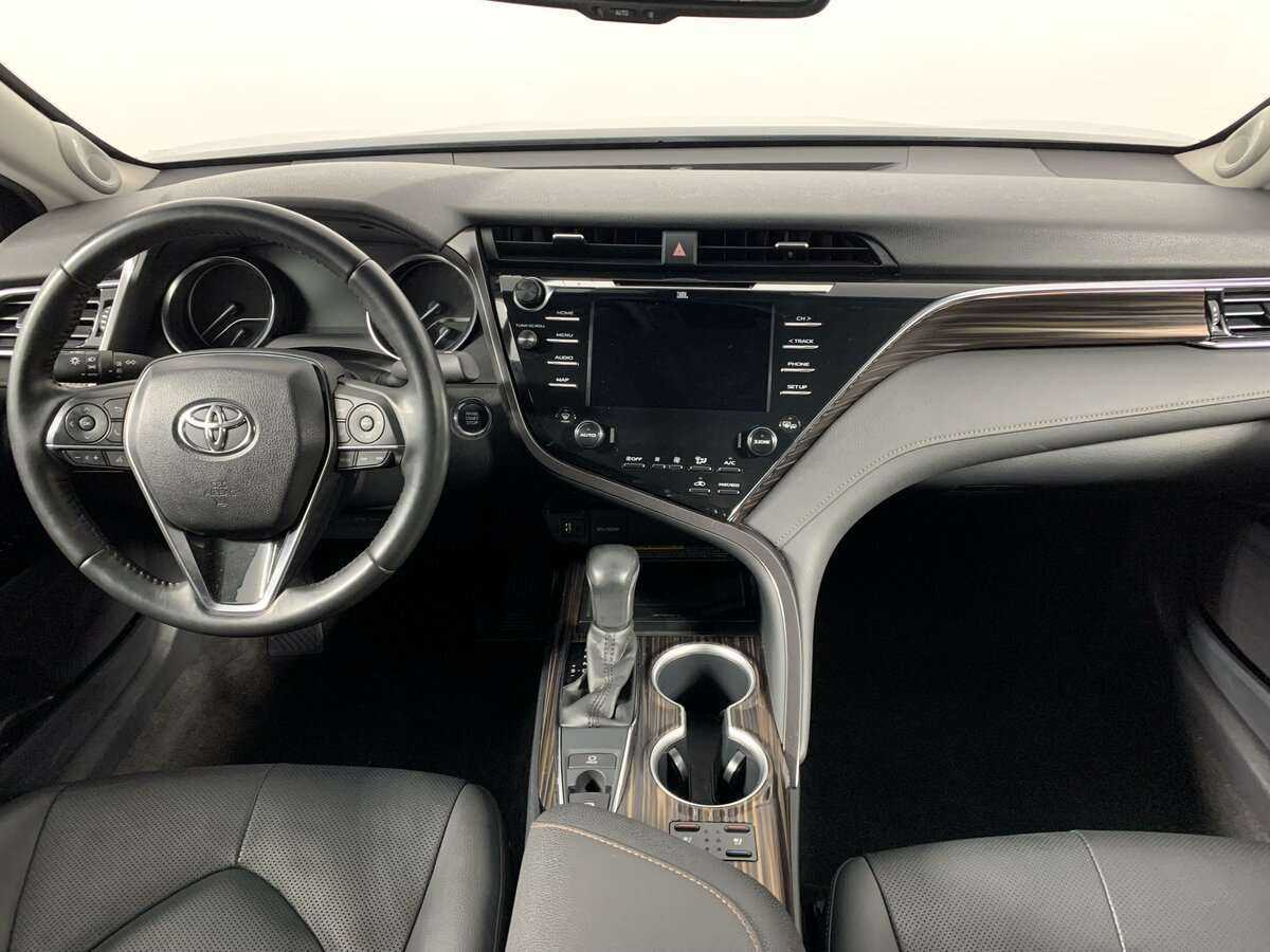 Toyota Camry, 2020 Фото №11