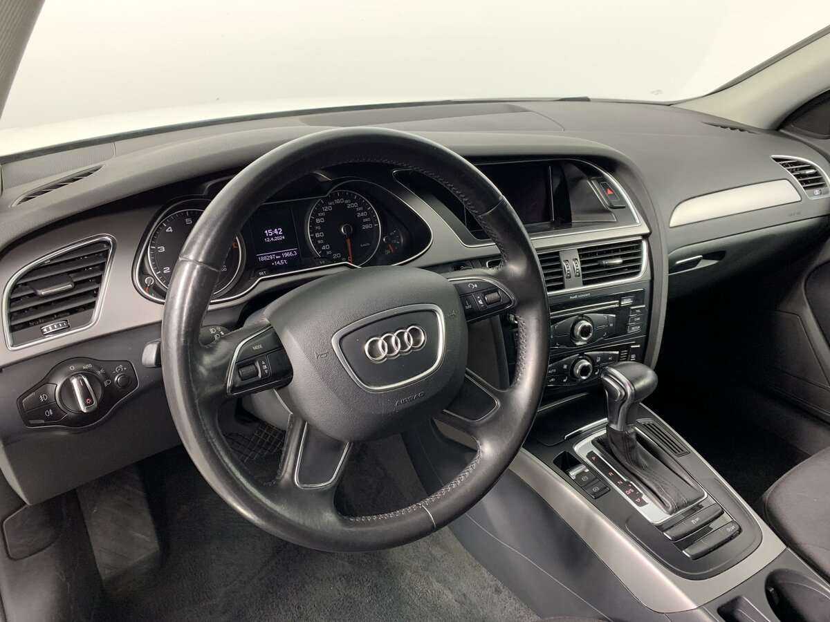 Audi A4, 2013 Фото №17